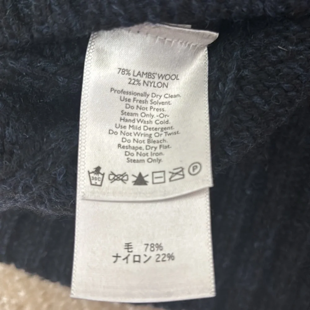 EUC Eddie Bauer Men’s Sweater Size Lrg